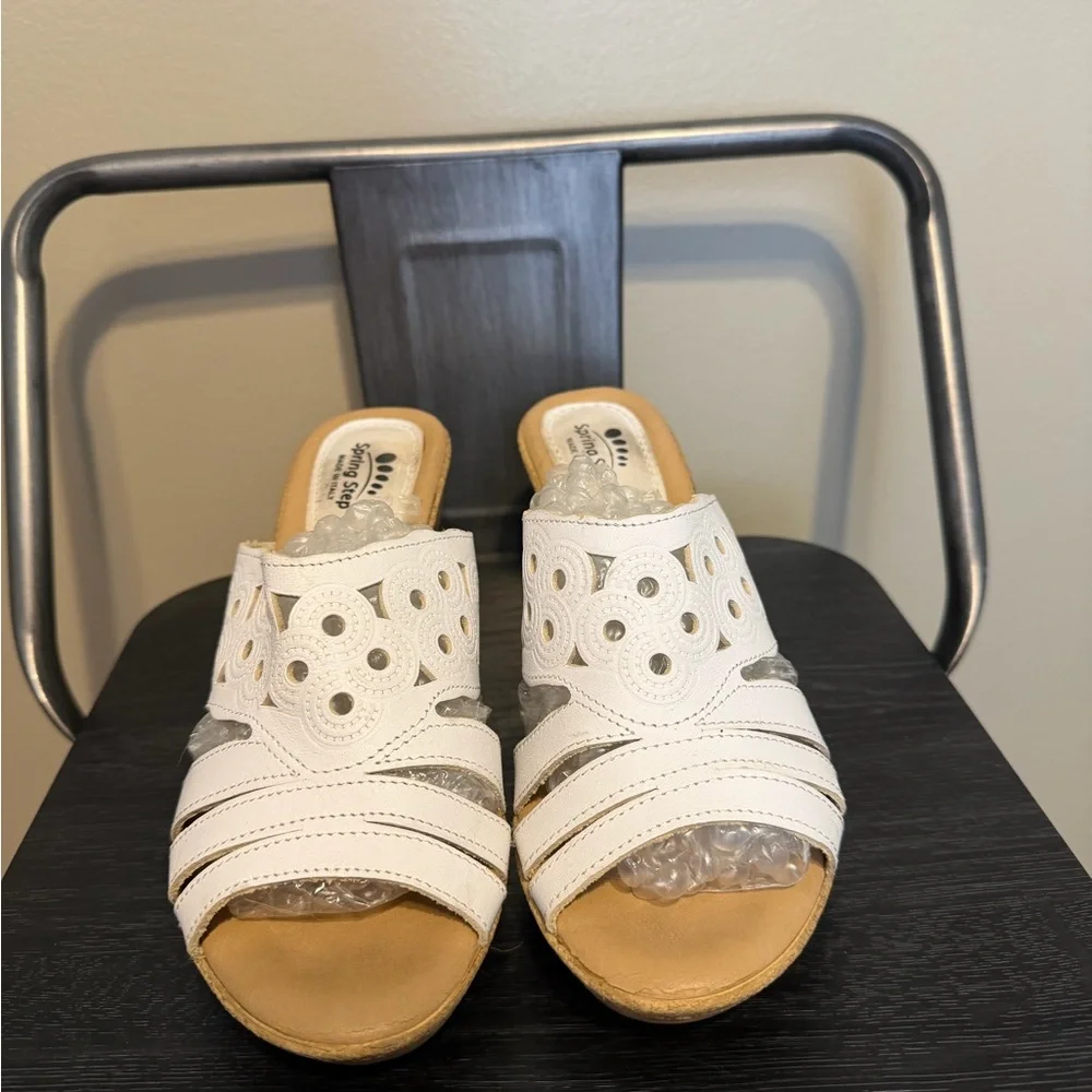 Spring Step White Leather Cutout Slide Sandals EU 38 Made in Italy Comfort Heels